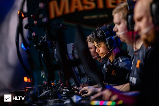 探索红色沙漠的电影级画面预设